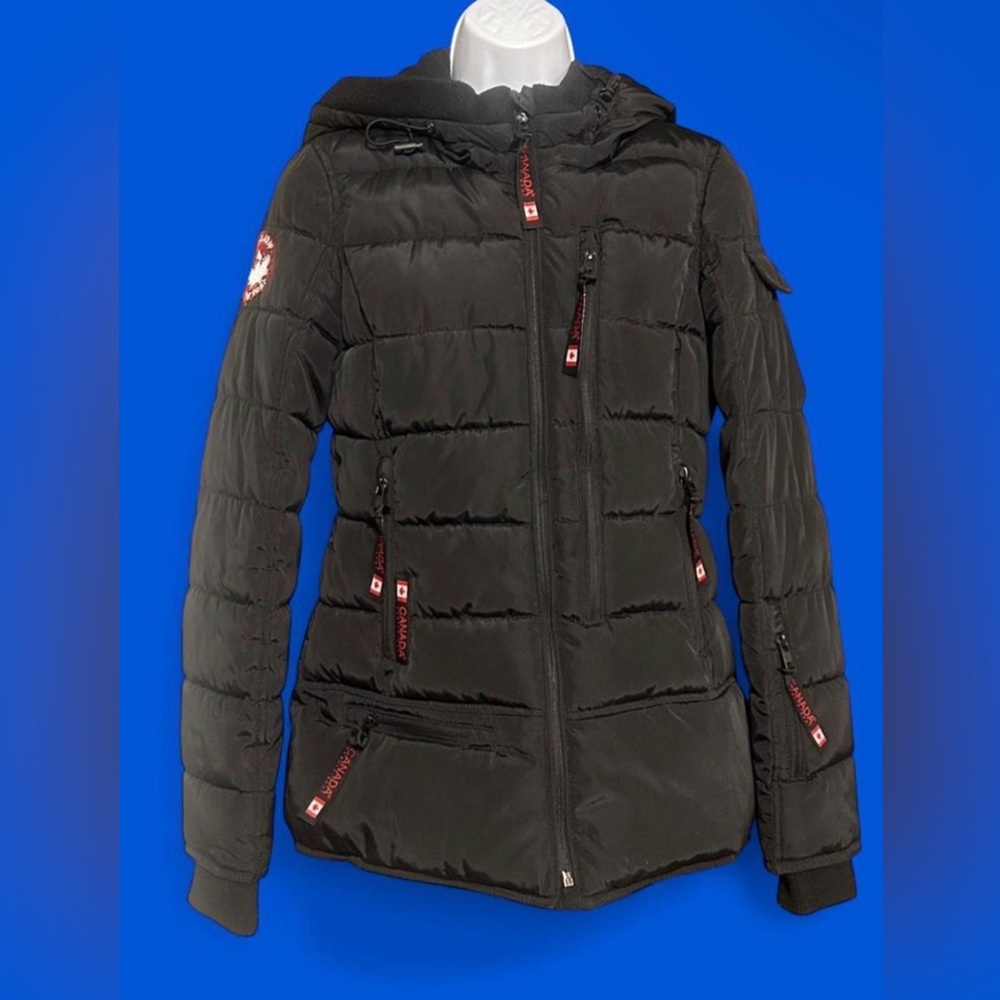 SOLD- Canada Weathergear Women’s Small Insulated Black Hooded Puffer Jacket